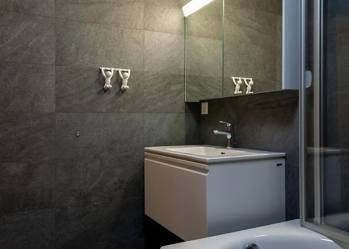 Les Penguins By Interhome *