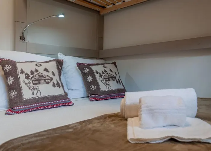 Les Penguins By Interhome Chalet *