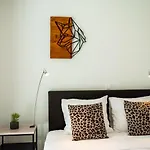 木屋 Les Penguins By Interhome *