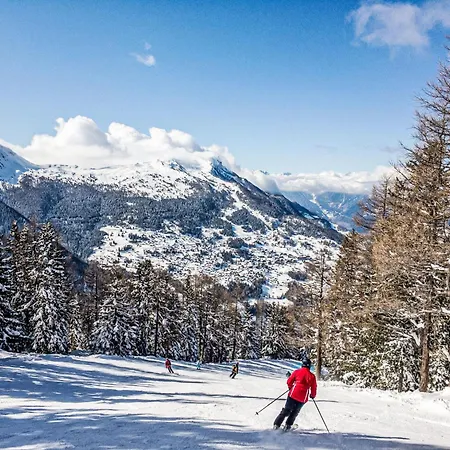 Alpstuga Les Penguins By Interhome